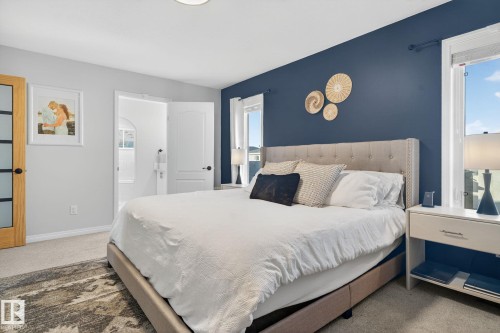 7224 158 Avenue, Edmonton, AB - Indoor Photo Showing Bedroom