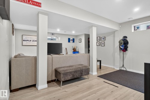 7224 158 Avenue, Edmonton, AB - Indoor Photo Showing Basement