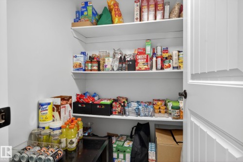 7224 158 Avenue, Edmonton, AB - Indoor With Storage