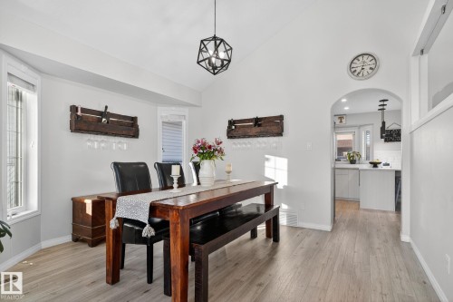 7224 158 Avenue, Edmonton, AB - Indoor Photo Showing Dining Room