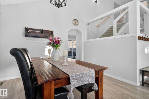 7224 158 Avenue, Edmonton, AB - Indoor Photo Showing Dining Room