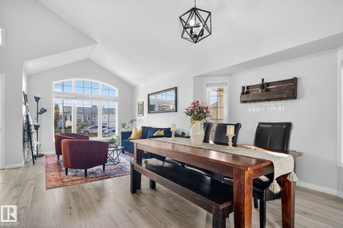 7224 158 Avenue, Edmonton, AB - Indoor Photo Showing Dining Room