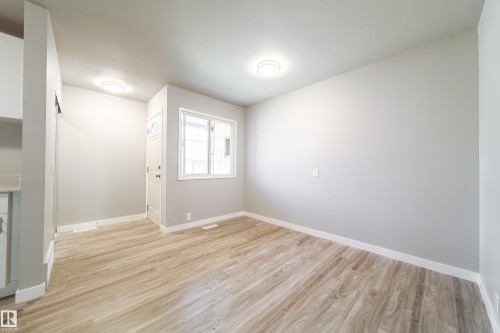 14075 30 Street, Edmonton, AB - Indoor Photo Showing Other Room