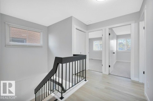 13618 27 Street Nw, Edmonton, AB - Indoor Photo Showing Other Room