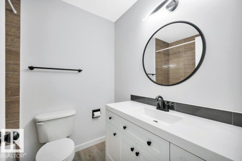 13618 27 Street Nw, Edmonton, AB - Indoor Photo Showing Bathroom