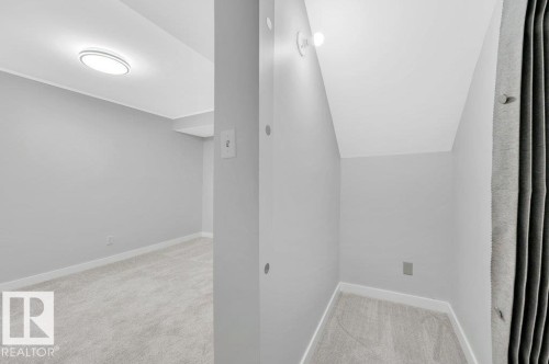13618 27 Street Nw, Edmonton, AB - Indoor Photo Showing Other Room