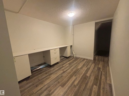 5979 40 Avenue, Edmonton, AB - Indoor Photo Showing Other Room