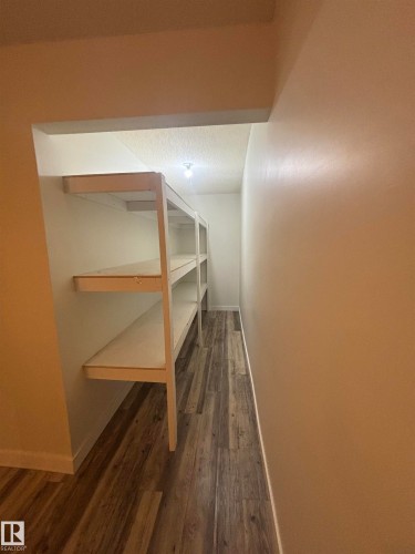 5979 40 Avenue, Edmonton, AB - Indoor