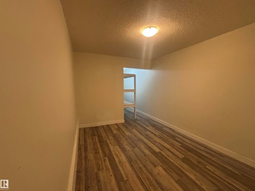 5979 40 Avenue, Edmonton, AB - Indoor Photo Showing Other Room