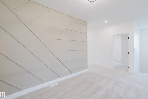 713 Elderberry Close, Edmonton, AB - Indoor Photo Showing Other Room
