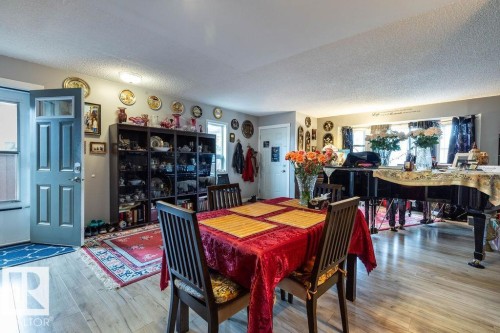 7232 183B Street, Edmonton, AB - Indoor Photo Showing Dining Room
