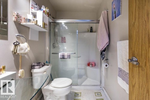 7232 183B Street, Edmonton, AB - Indoor Photo Showing Bathroom