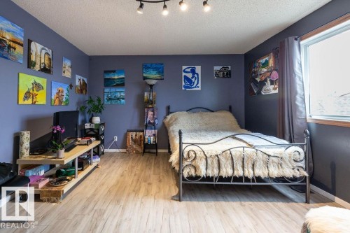 7232 183B Street, Edmonton, AB - Indoor Photo Showing Bedroom