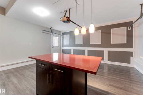 3363 16B Avenue, Edmonton, AB - Indoor Photo Showing Other Room