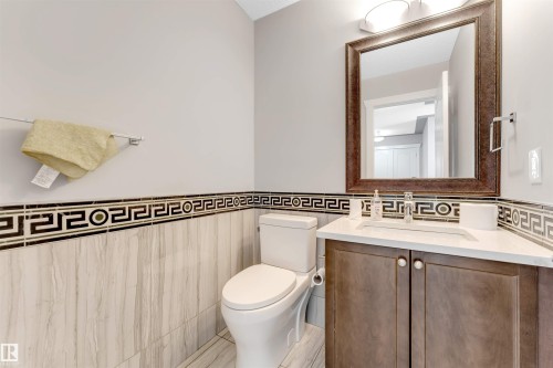 3363 16B Avenue, Edmonton, AB - Indoor Photo Showing Bathroom