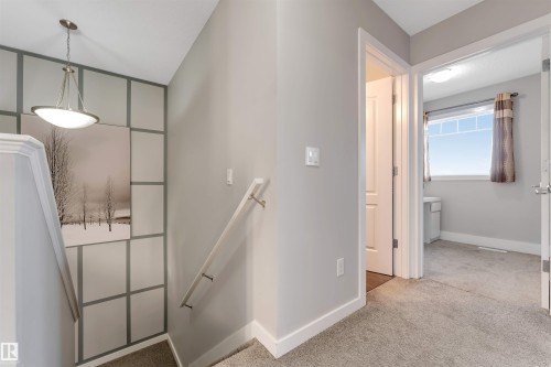 3363 16B Avenue, Edmonton, AB - Indoor Photo Showing Other Room