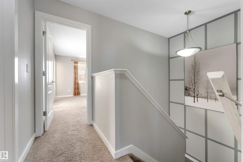3363 16B Avenue, Edmonton, AB - Indoor Photo Showing Other Room