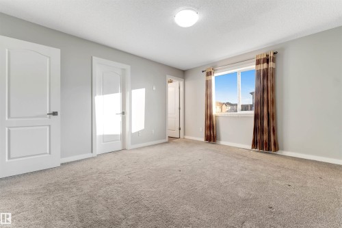 3363 16B Avenue, Edmonton, AB - Indoor Photo Showing Other Room