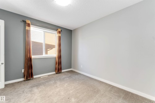 3363 16B Avenue, Edmonton, AB - Indoor Photo Showing Other Room