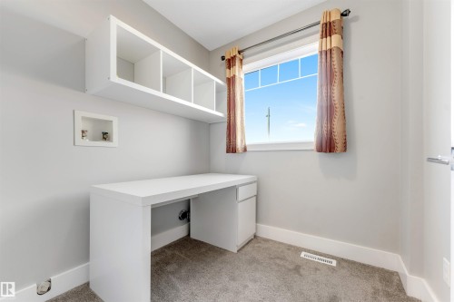 3363 16B Avenue, Edmonton, AB - Indoor Photo Showing Other Room