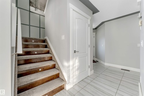 3363 16B Avenue, Edmonton, AB - Indoor Photo Showing Other Room