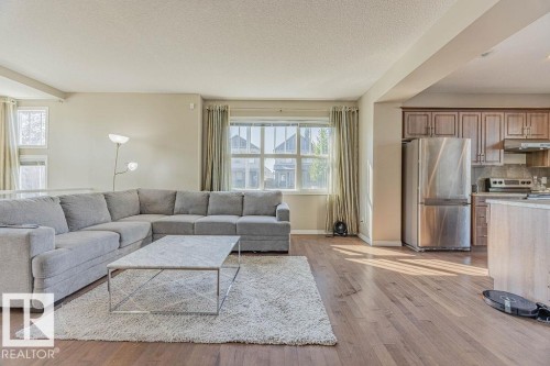 9840 220 Street, Edmonton, AB - Indoor Photo Showing Living Room