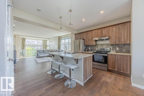 9840 220 Street, Edmonton, AB - Indoor Photo Showing Kitchen