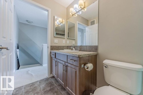 9840 220 Street, Edmonton, AB - Indoor Photo Showing Bathroom