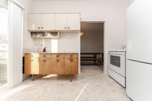 8204 163 Street, Edmonton, AB - Indoor Photo Showing Kitchen