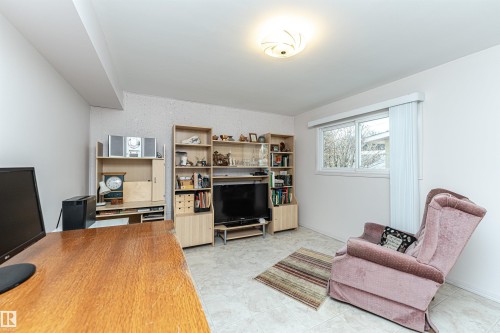 8204 163 Street, Edmonton, AB - Indoor Photo Showing Other Room