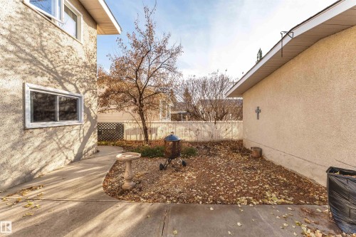 8204 163 Street, Edmonton, AB - Outdoor