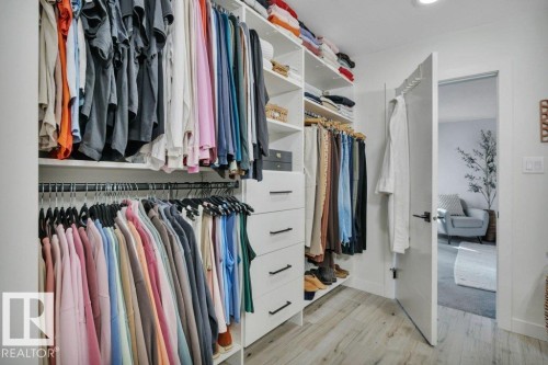 14112 59 Avenue, Edmonton, AB - Indoor With Storage