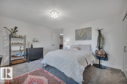 14112 59 Avenue, Edmonton, AB - Indoor Photo Showing Bedroom