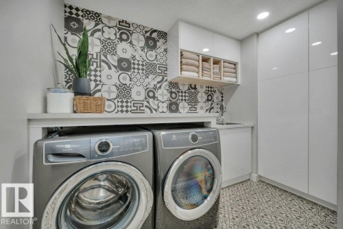 14112 59 Avenue, Edmonton, AB - Indoor Photo Showing Laundry Room