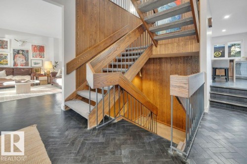 14112 59 Avenue, Edmonton, AB - Indoor Photo Showing Other Room