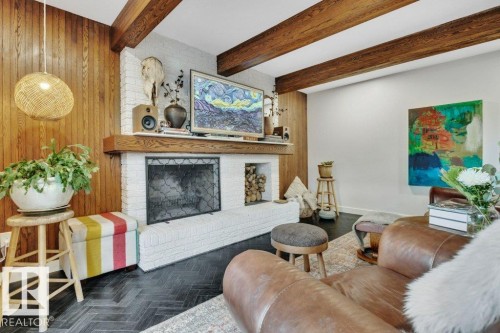 14112 59 Avenue, Edmonton, AB - Indoor Photo Showing Living Room With Fireplace