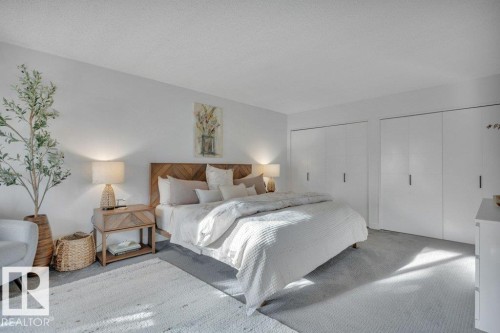 14112 59 Avenue, Edmonton, AB - Indoor Photo Showing Bedroom