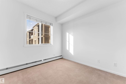 316 3211 James Mowatt Trail, Edmonton, AB - Indoor Photo Showing Other Room
