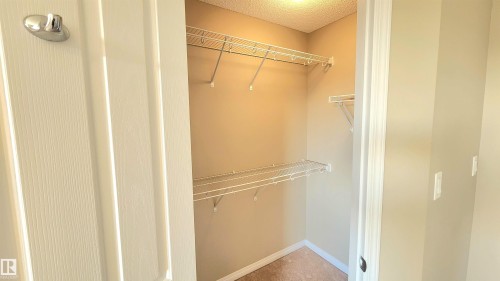 32 1030 Chappelle Boulevard, Edmonton, AB - Indoor