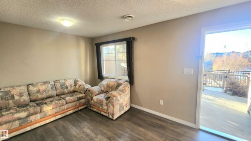 32 1030 Chappelle Boulevard, Edmonton, AB - Indoor