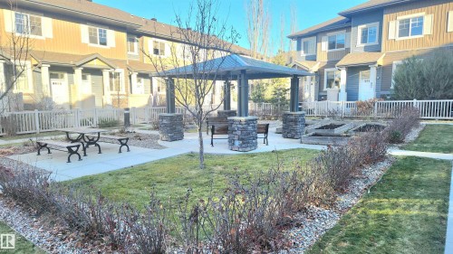 32 1030 Chappelle Boulevard, Edmonton, AB - Outdoor