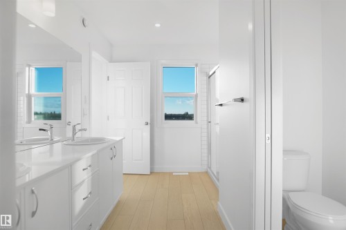 58 Nerine Crescent, St. Albert, AB - Indoor Photo Showing Bathroom