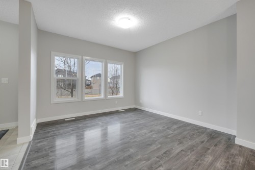 169 Robinson Drive, Leduc, AB - Indoor Photo Showing Other Room