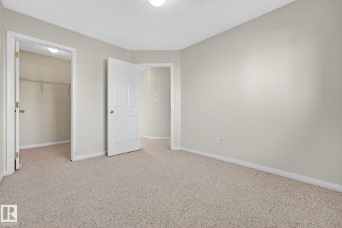 1094 Barnes Way, Edmonton, AB - Indoor Photo Showing Other Room