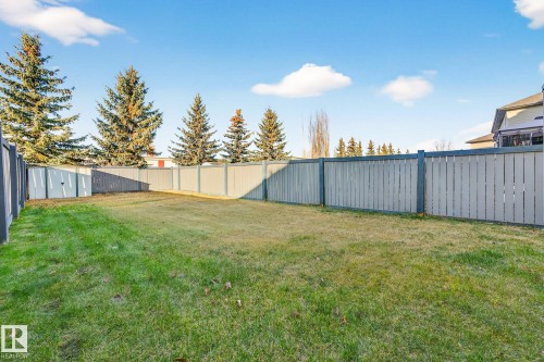 1094 Barnes Way, Edmonton, AB - Outdoor With Backyard
