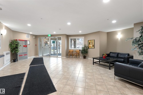 111 5951 165 Avenue, Edmonton, AB - Indoor Photo Showing Other Room