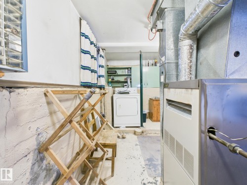 9917 159 Street, Edmonton, AB - Indoor