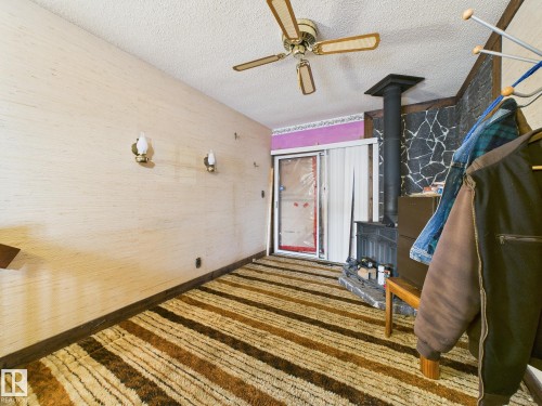 9917 159 Street, Edmonton, AB - Indoor Photo Showing Other Room