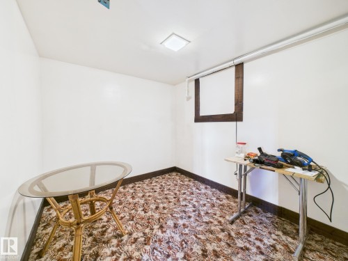 9917 159 Street, Edmonton, AB - Indoor Photo Showing Other Room