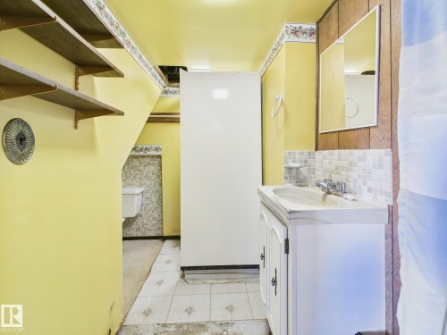 9917 159 Street, Edmonton, AB - Indoor